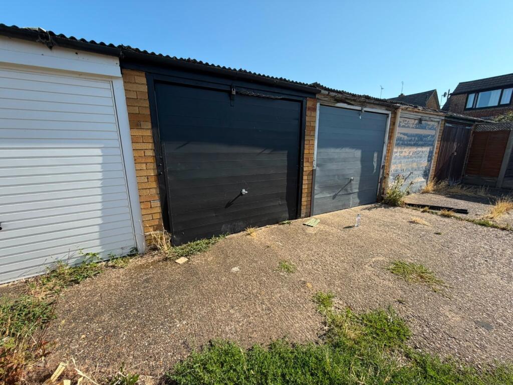 Garages for rent in Tarpots. From Amos Estates - Hadleigh