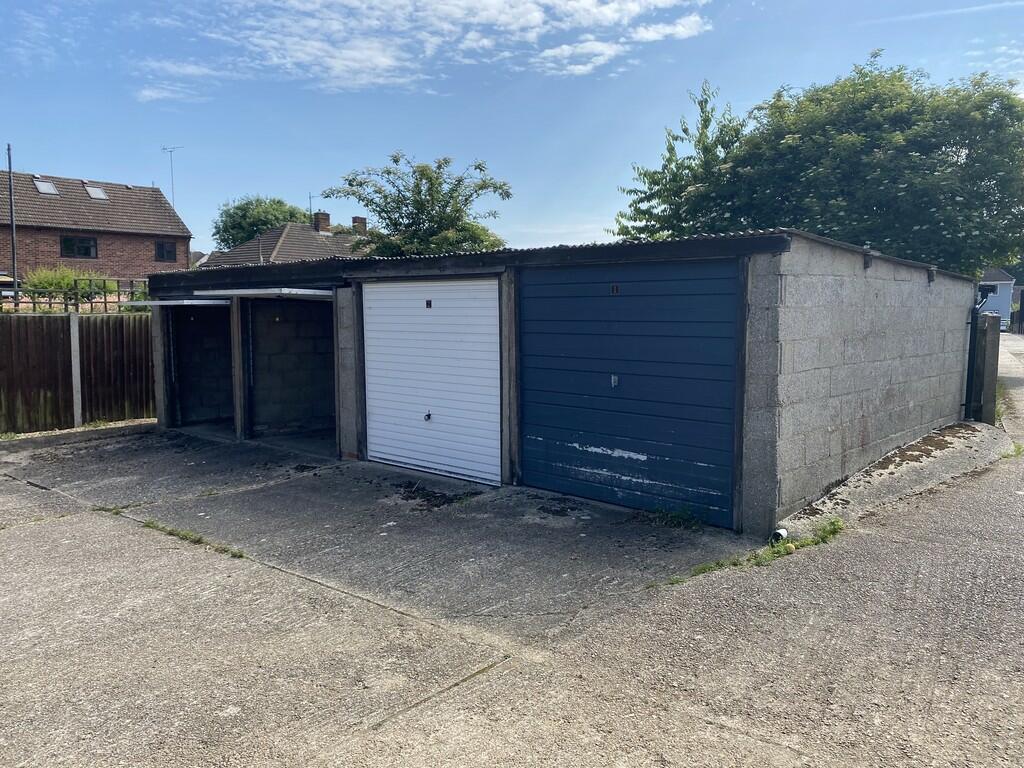 Garages for rent in Colchester. From 3 Point Property Management Ltd - Mendlesham