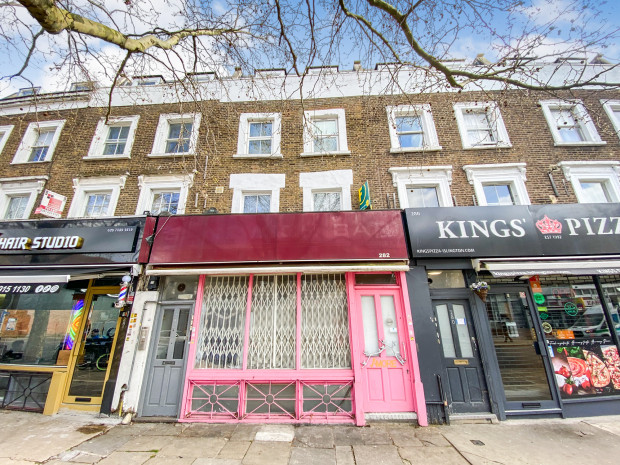 Retail Property (High Street) for rent in Islington. From Square Quarters - Islington