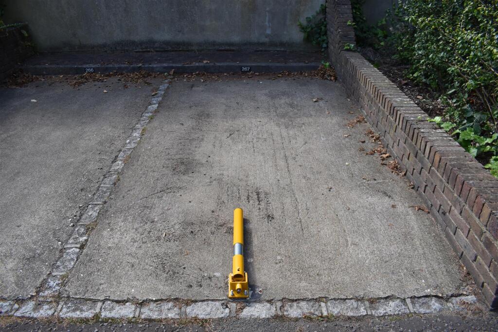 Car Parking for rent in Brentford. From Quilliam Property Services