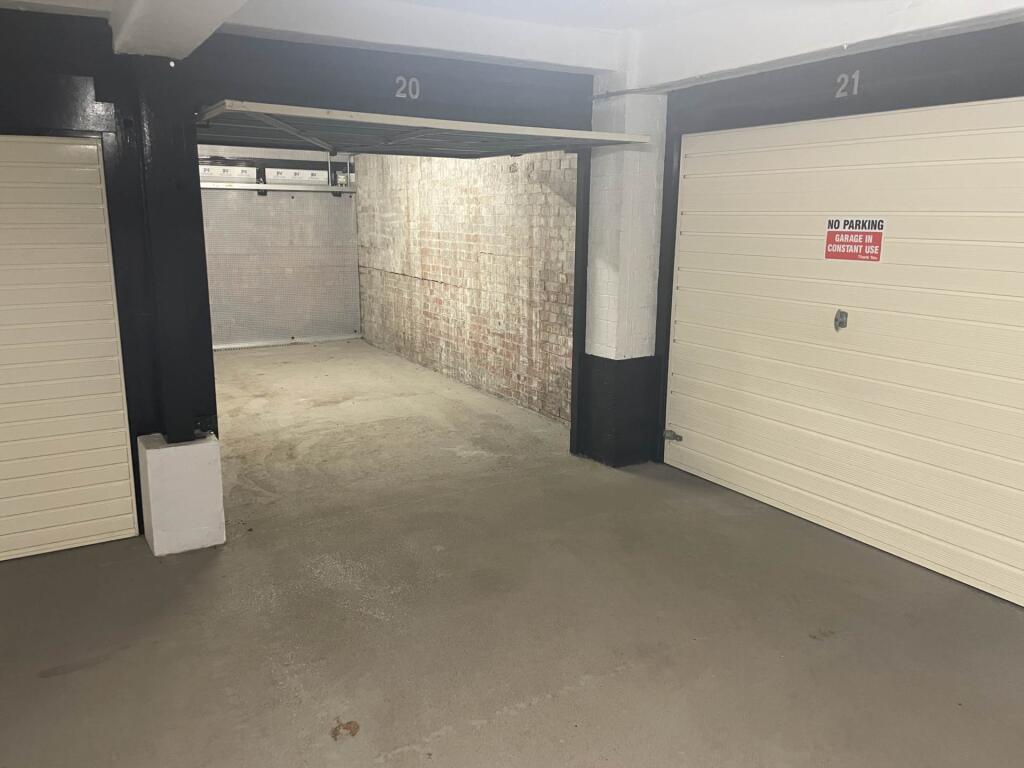 Garages for rent in Kensington. From John Wilcox & Co. - Holland Park