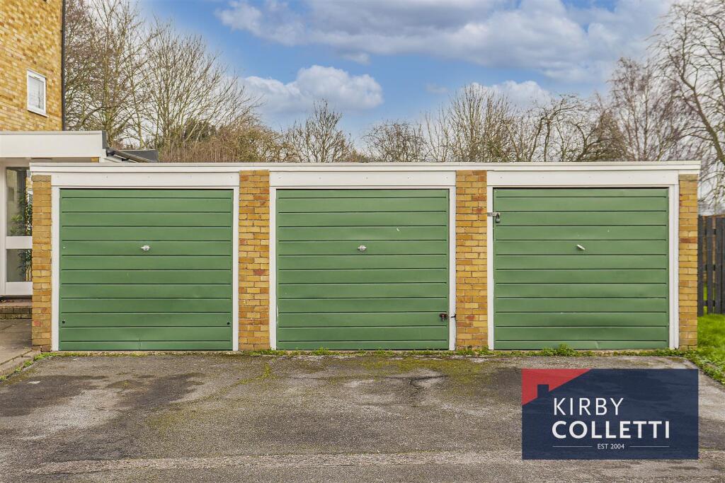 Garages for rent in Wormley West End. From Kirby Colletti
