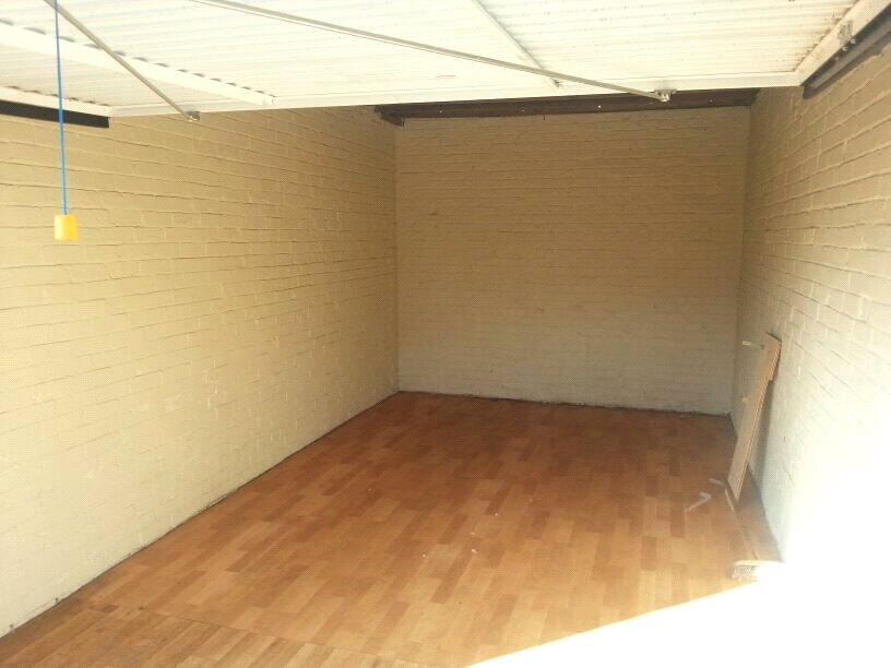 Garages for rent in Brighton and Hove. From Harringtons Lettings - Hove