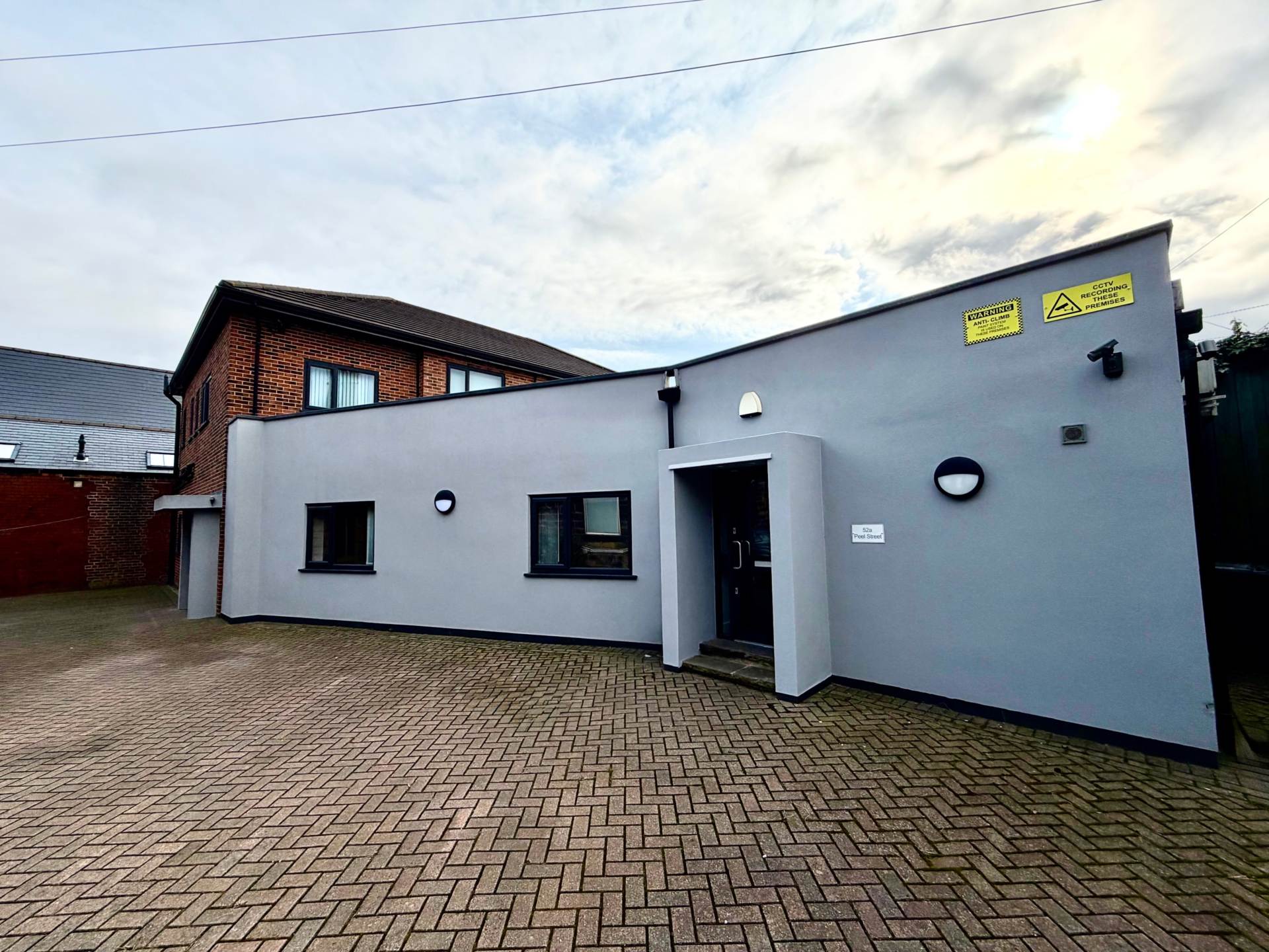 ( Office ) - Business Park for rent in Leeds. From Shaun Mellor Property