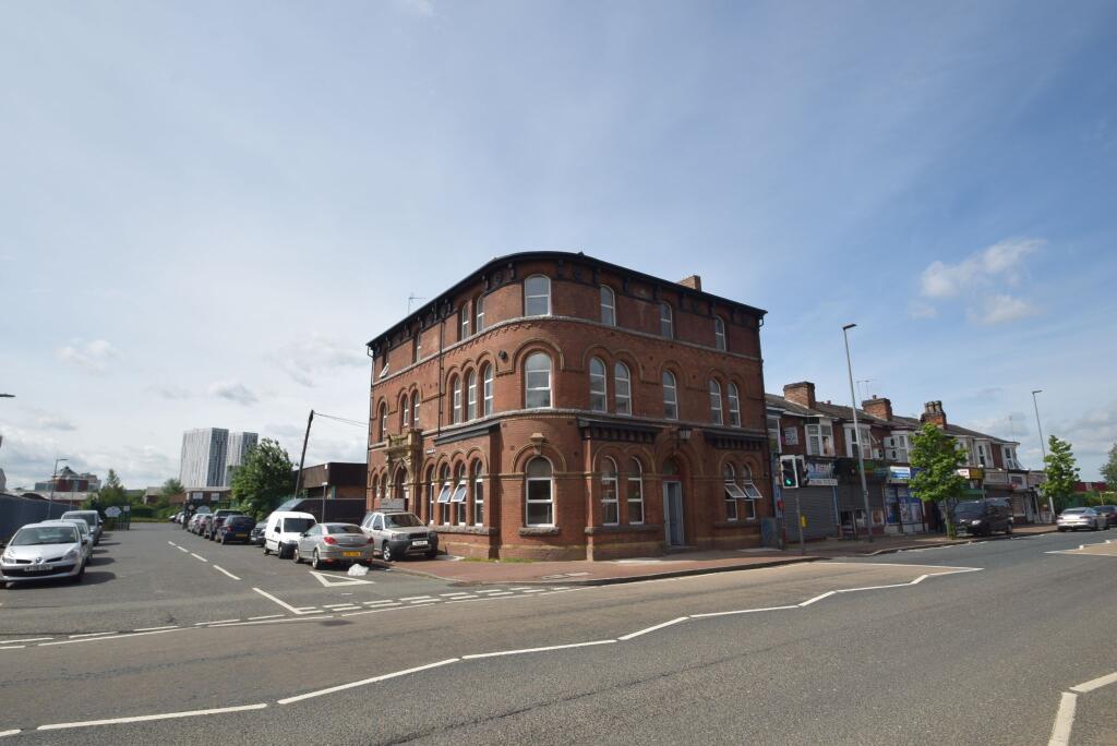 Block for rent in Salford. From C & R Properties Ltd - Salford Manchester Block for rent in Salford. From C & R Properties Ltd - Salford Manchester