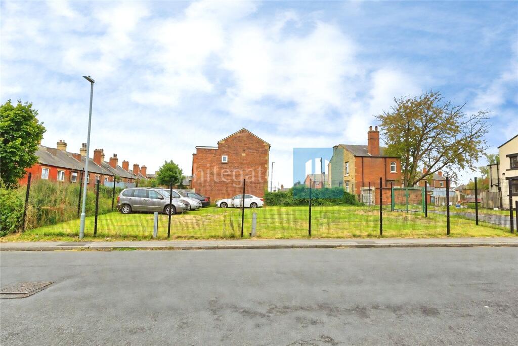 Dev Land - Leisure for rent in Heckmondwike. From Whitegates - Dewsbury