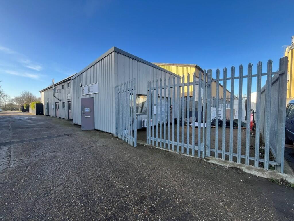 ( Indus ) - B2 Heavy Indust for rent in Clopton Corner. From Fenn Wright - Ipswich