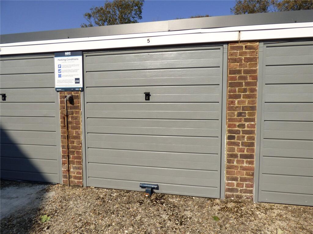 Garages for rent in Littlehampton. From Leaders - Rustington