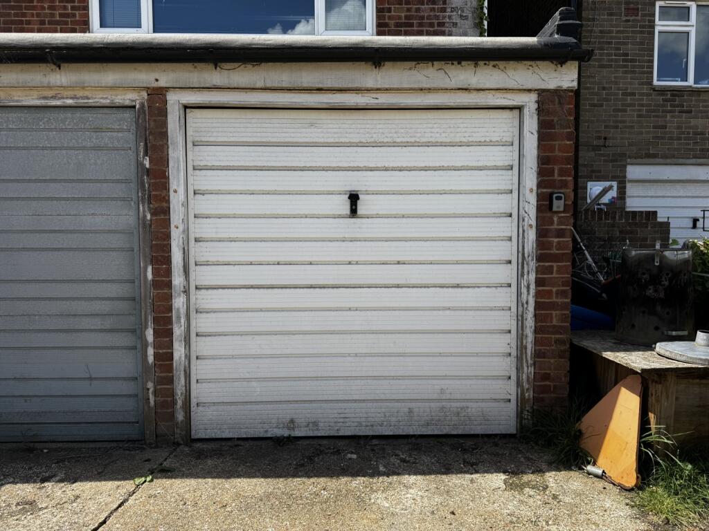 Garages for rent in Portslade-by-Sea. From Clifford Sales & Lettings - Hove