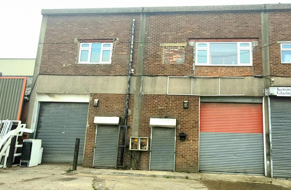 ( Indus ) - B2 Heavy Indust for rent in Hayes. From Galaxy Real Estate