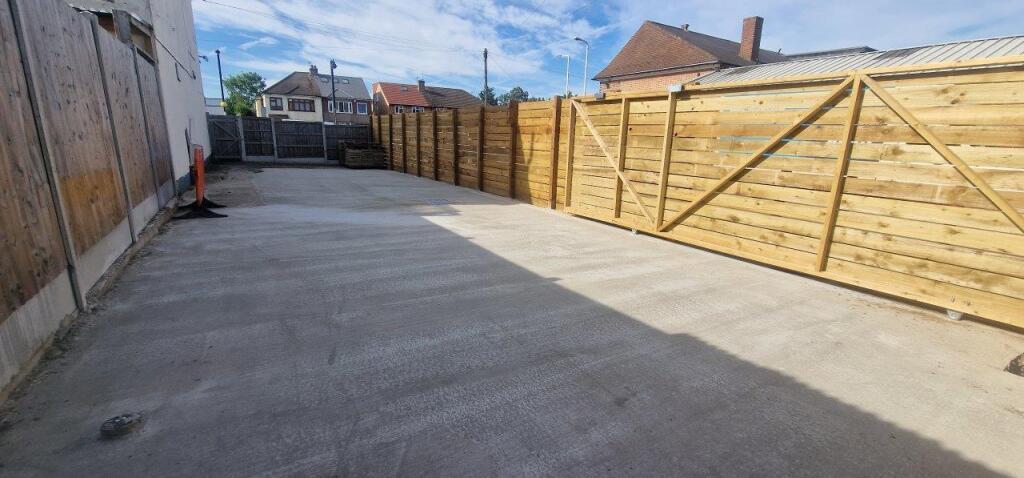 Dev Land - Leisure for rent in Romford. From Hunters - Plaistow