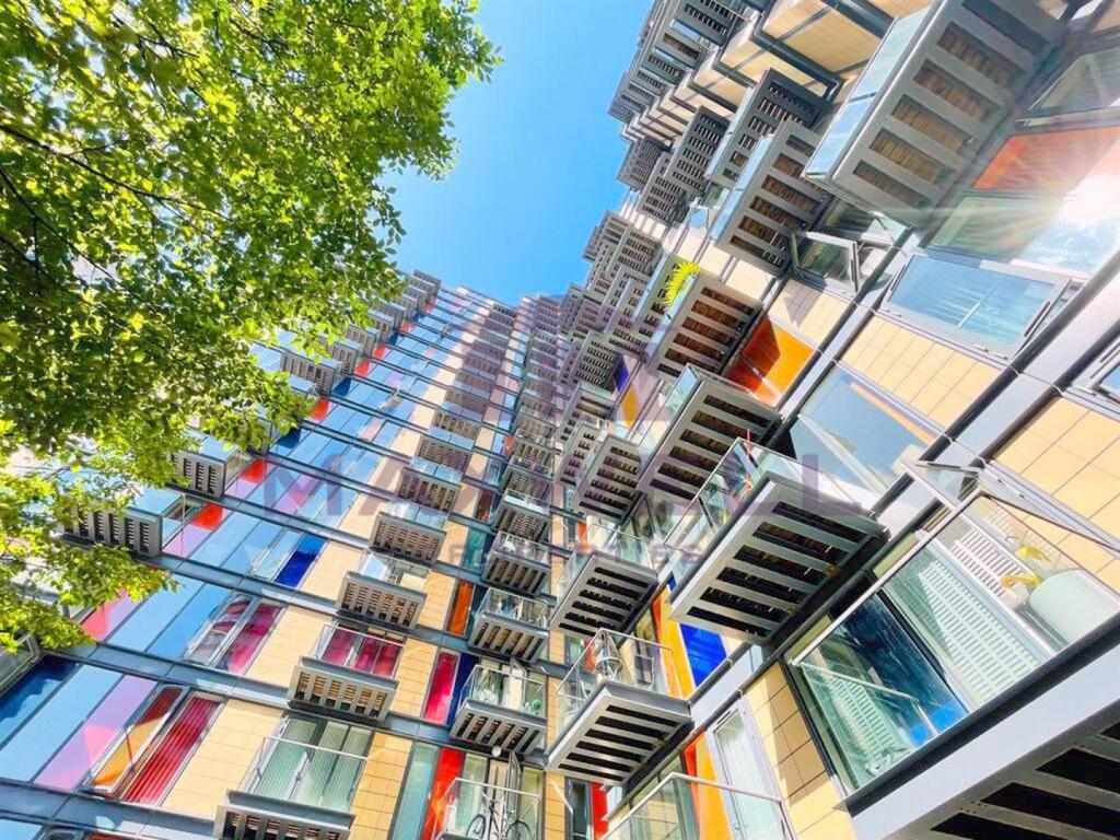 Car Parking for rent in Poplar. From Maxwell Property - London Car Parking for rent in Poplar. From Maxwell Property - London