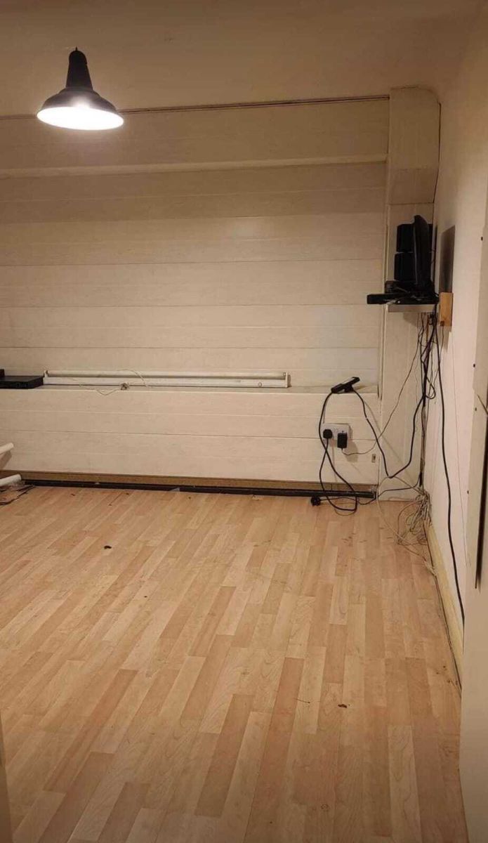 ( Office ) - Business Park for rent in Morden. From Property Point UK