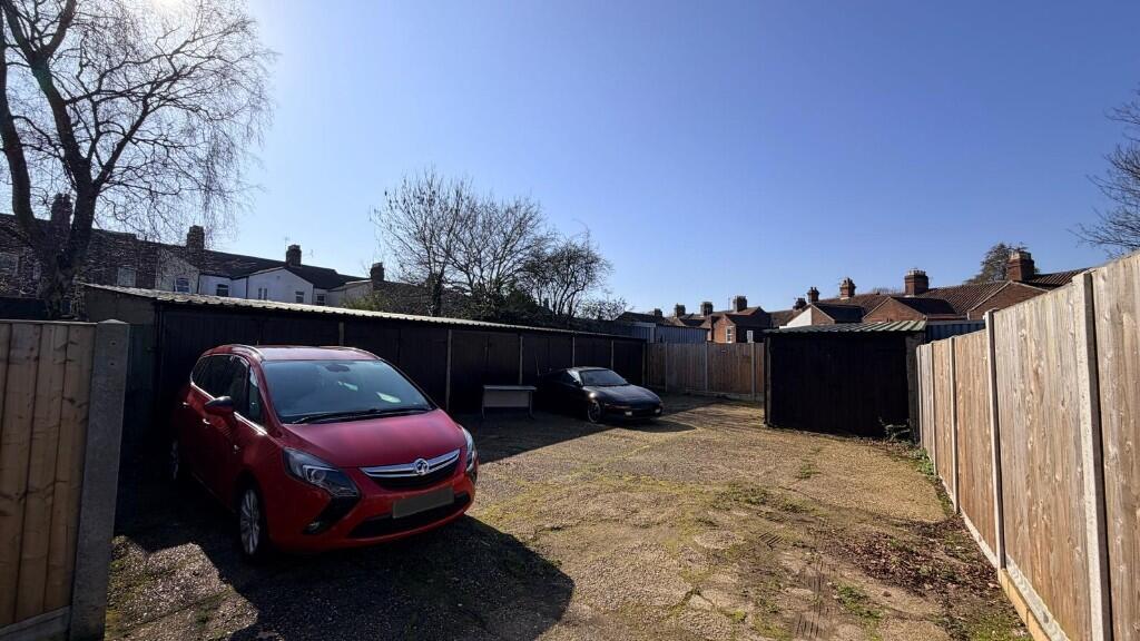 Garages for rent in Norwich. From Alexander & Co - Norwich