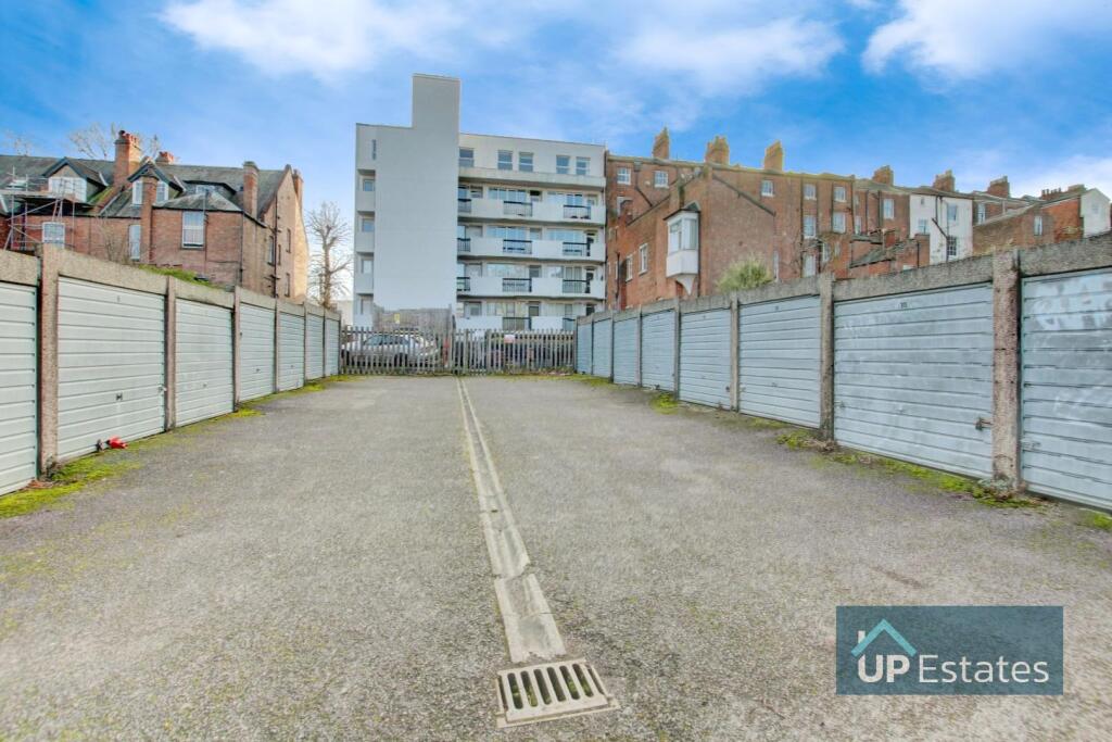 Garages for rent in Royal Leamington Spa. From UP Estates - Coventry