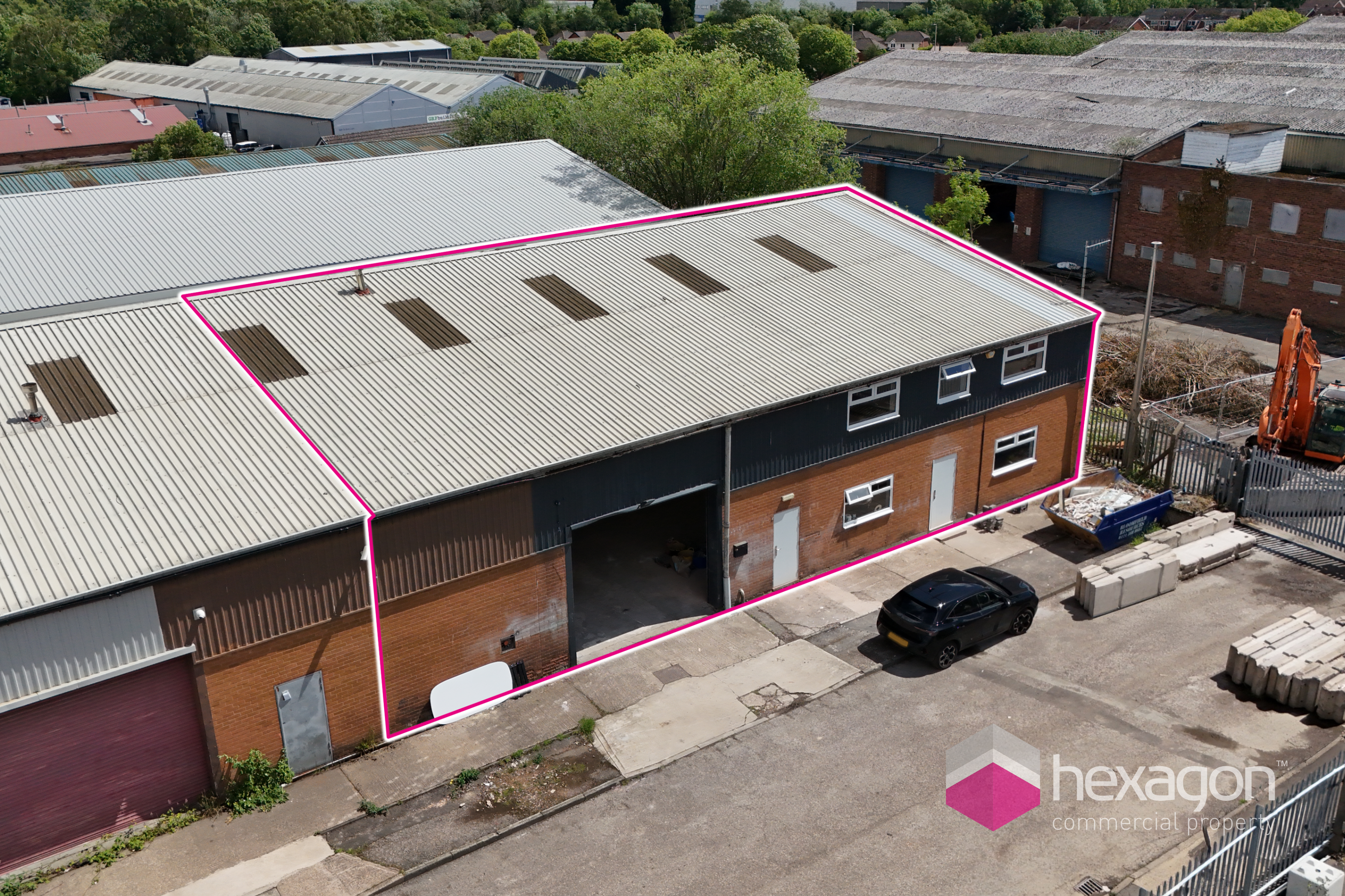 Light Industrial for rent in Kingswinford. From Hexagon Commercial Property