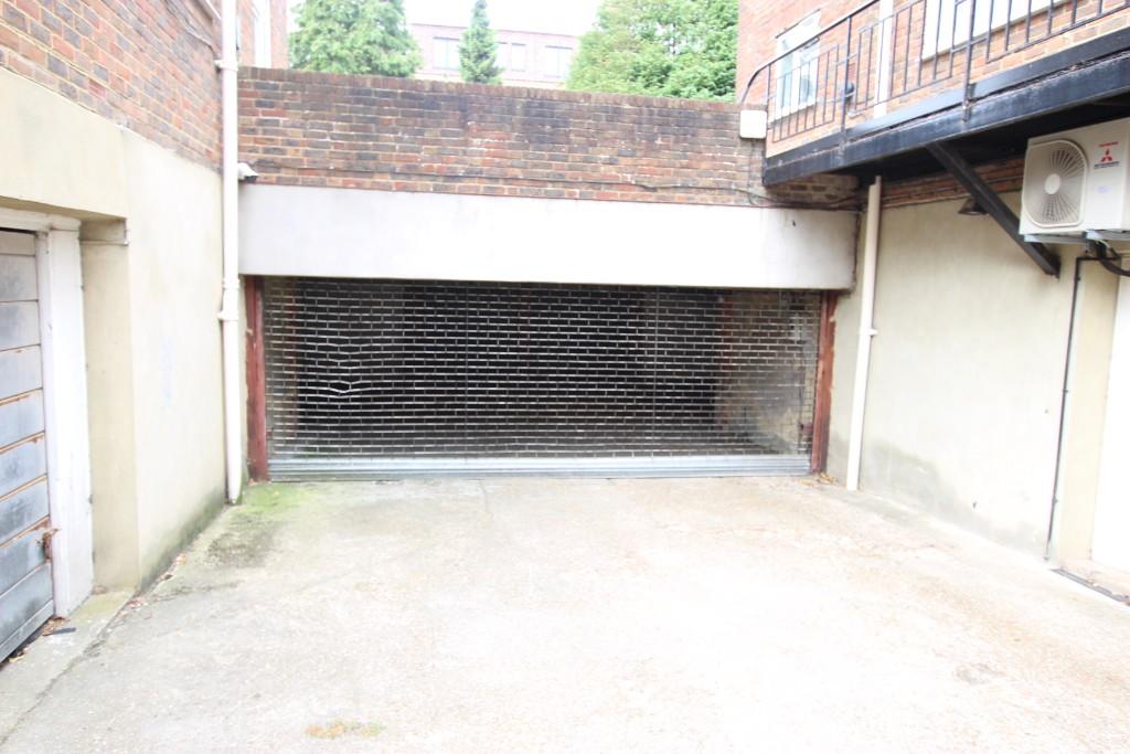 Garages for rent in Brighton and Hove. From AR Lettings - Hove