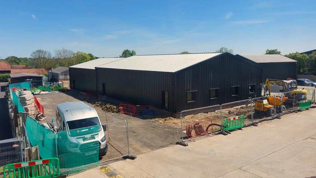 ( Indus ) - B8 Warehouse/Distr for rent in Nine Ashes. From Fenn Wright - Chelmsford