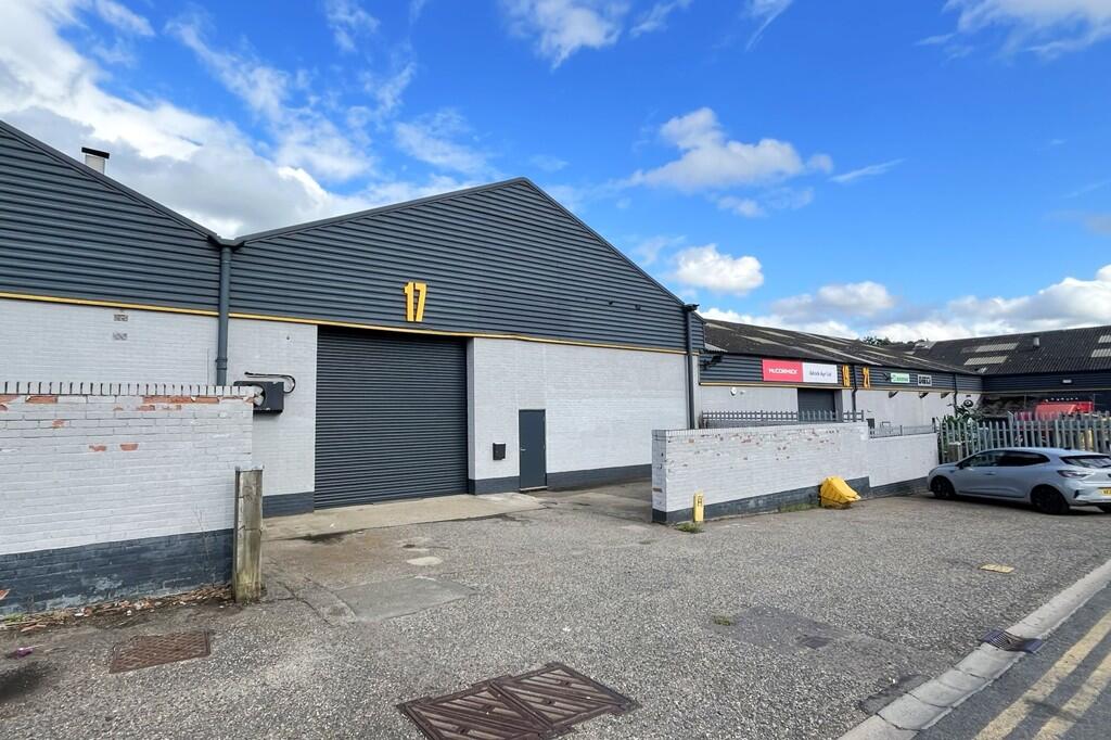 ( Indus ) - B2 Heavy Indust for rent in South Woodham Ferrers. From Fenn Wright - Chelmsford