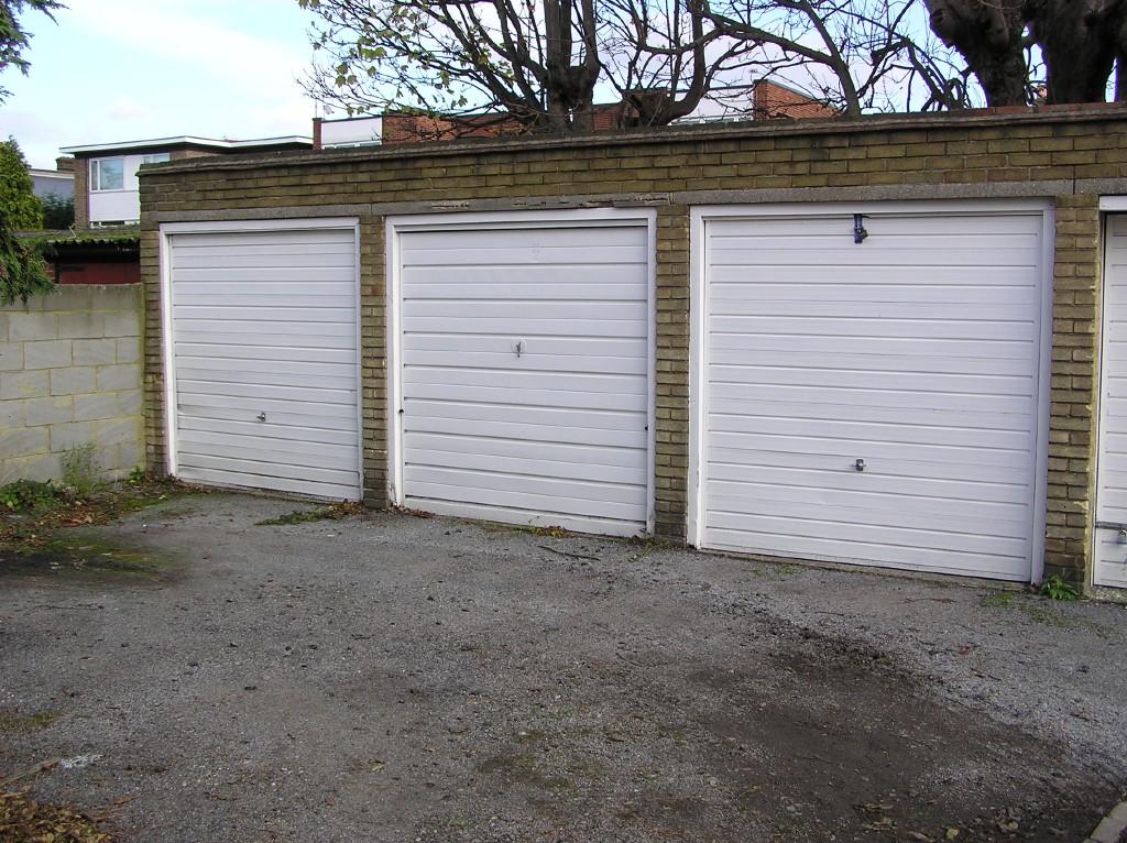 Garages for rent in London. From Mostyn Management - Wimbledon
