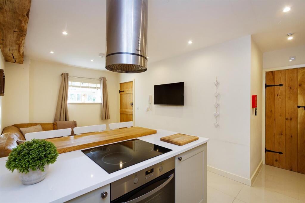 Car Parking for rent in Caverswall. From Rockett Home Rentals Ltd - Wolstanton