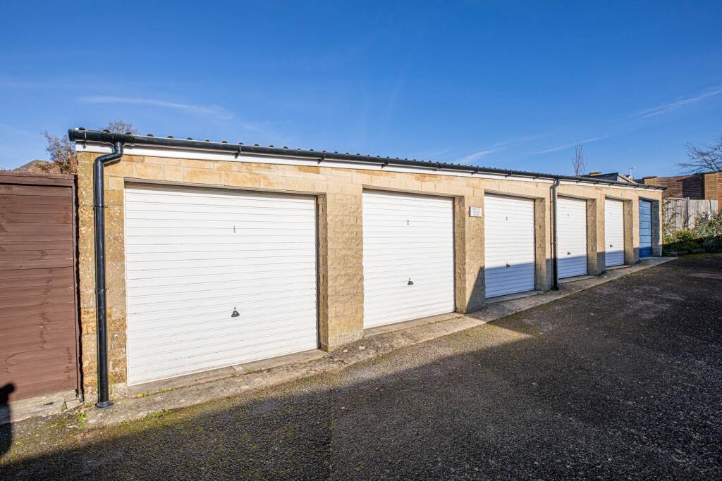 Garages for rent in Stroud. From Sawyers - Stroud