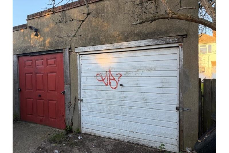 Garages for rent in Southend-on-Sea. From Priority - Westcliff-On-Sea
