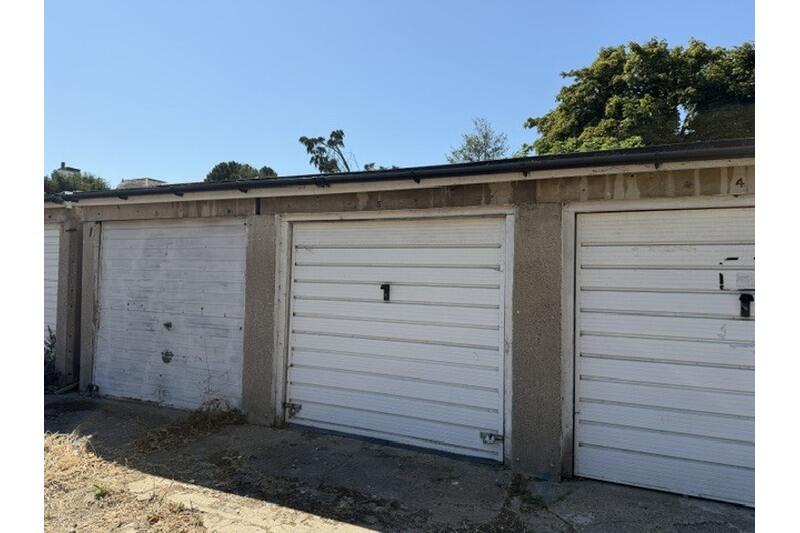 Garages for rent in Southend-on-Sea. From Priority - Westcliff-On-Sea