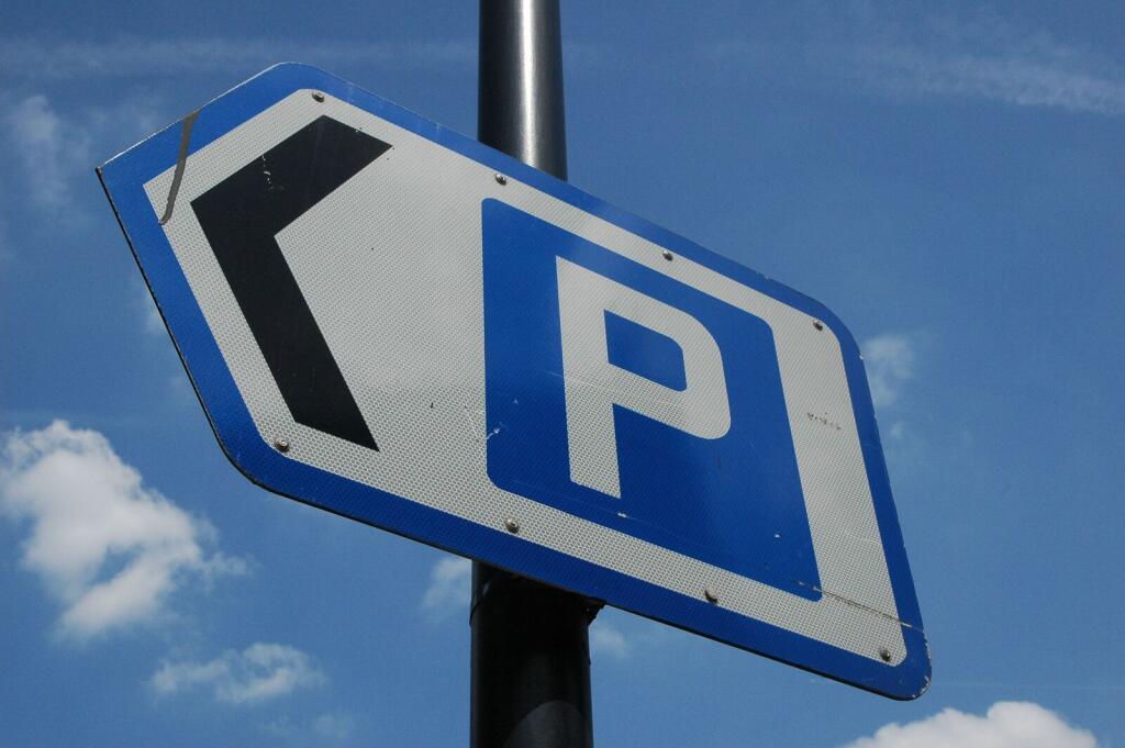 Car Parking for rent in Chiswick. From Foxtons - Chiswick
